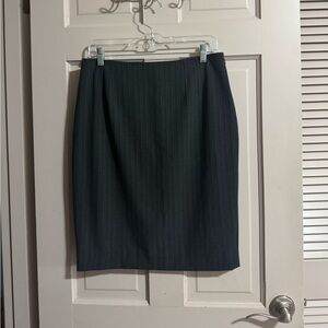 Womens Anne Klein Pin Stripe Stretch Skirt NWT Size 10